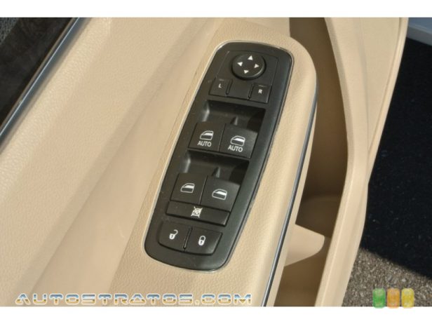 2011 Chrysler 300 Limited 3.6 Liter DOHC 24-Valve VVT Pentastar V6 5 Speed Automatic