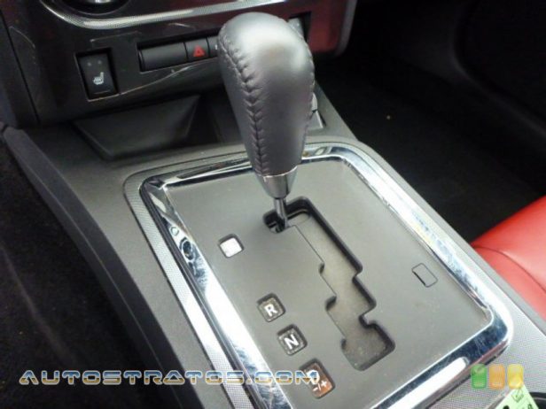 2013 Dodge Challenger SXT 3.6 Liter DOHC 24-Valve VVT Pentastar V6 5 Speed AutoStick Automatic