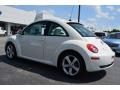 2008 Volkswagen New Beetle Triple White Coupe Photo 5