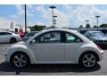 2008 Volkswagen New Beetle Triple White Coupe Photo 6