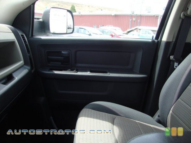 2011 Dodge Ram 2500 HD ST Crew Cab 6.7 Liter OHV 24-Valve Cummins VGT Turbo-Diesel Inline 6 Cylinde 6 Speed Automatic