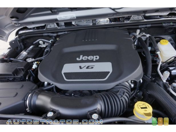 2015 Jeep Wrangler Willys Wheeler 4x4 3.6 Liter DOHC 24-Valve VVT V6 6 Speed Manual
