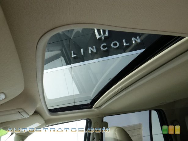 2014 Lincoln Navigator 4x4 5.4 Liter Flex-Fuel SOHC 24-Valve V8 6 Speed Automatic