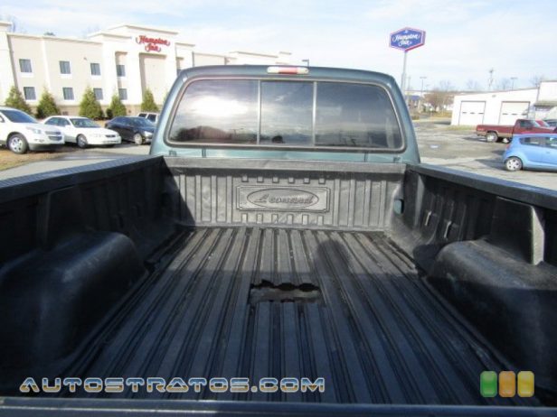 2004 Ford F350 Super Duty Lariat Crew Cab 4x4 Dually 6.0 Liter OHV 32-Valve Power Stroke Turbo Diesel V8 5 Speed Automatic