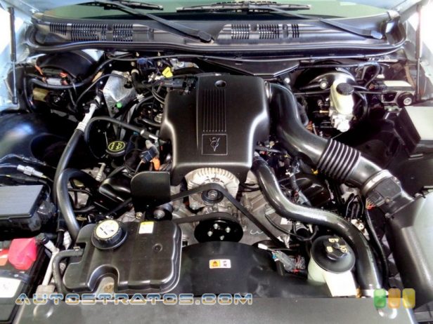 2004 Mercury Grand Marquis GS 4.6 Liter SOHC 16 Valve V8 4 Speed Automatic