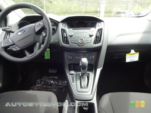 2016 Ford Focus SE Sedan 2.0 Liter DI DOHC 16-Valve Ti-VCT 4 Cylinder 5 Speed Manual