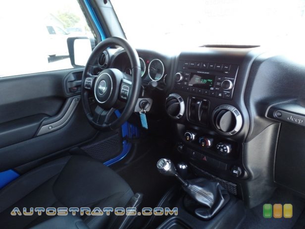 2015 Jeep Wrangler Sport 4x4 3.6 Liter DOHC 24-Valve VVT V6 6 Speed Manual