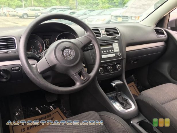 2010 Volkswagen Golf 4 Door 2.5 Liter DOHC 20-Valve 5 Cylinder 6 Speed Tiptronic Automatic