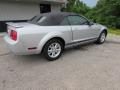 2007 Ford Mustang V6 Deluxe Convertible Photo 6