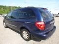 2006 Chrysler Town & Country Touring Photo 5