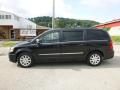 2012 Chrysler Town & Country Touring - L Photo 3