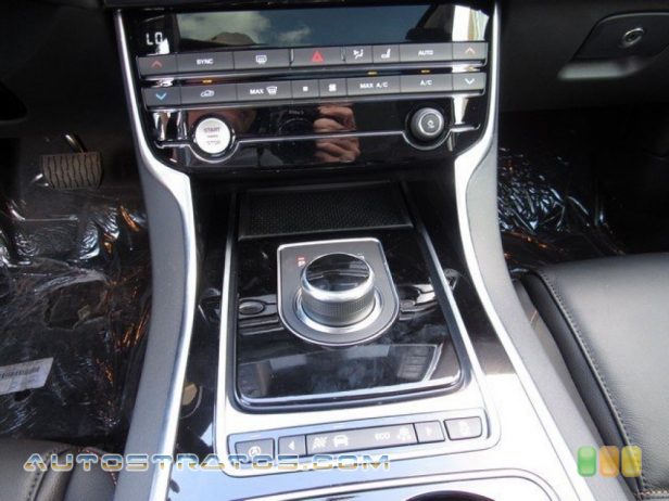 2017 Jaguar XE 20d Prestige 2.0 Liter Turbocharged Diesel DOHC 16-Valve 4 Cylinder 8 Speed Automatic