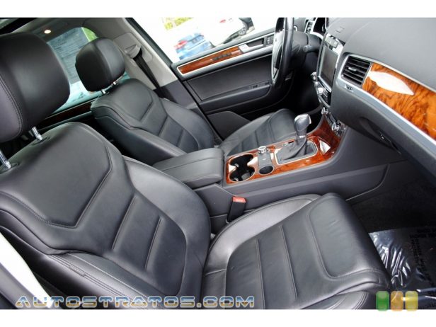 2014 Volkswagen Touareg V6 Lux 4Motion 3.6 Liter FSI DOHC 24-Valve VVT VR6 8 Speed Tiptronic Automatic