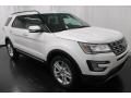 2017 Ford Explorer Limited 4WD Photo 4