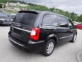 2015 Chrysler Town & Country Touring Photo 11