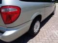 2004 Chrysler Town & Country LX Photo 20