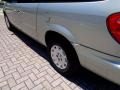 2004 Chrysler Town & Country LX Photo 27