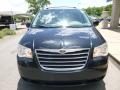 2008 Chrysler Town & Country Touring Photo 4