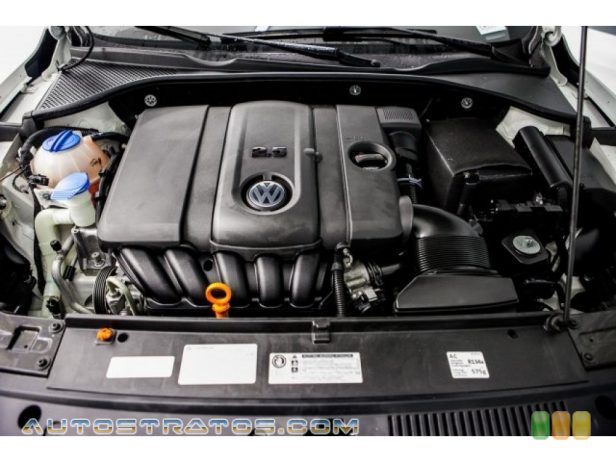 2013 Volkswagen Passat 2.5L S 2.5 Liter DOHC 20-Valve 5 Cylinder 6 Speed Tiptronic Automatic