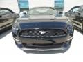 2017 Ford Mustang V6 Coupe Photo 2