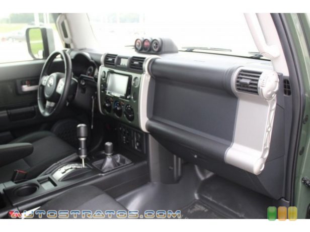 2013 Toyota FJ Cruiser 4WD 4.0 Liter DOHC 24-Valve Dual VVT-i V6 5 Speed ECT-i Automatic