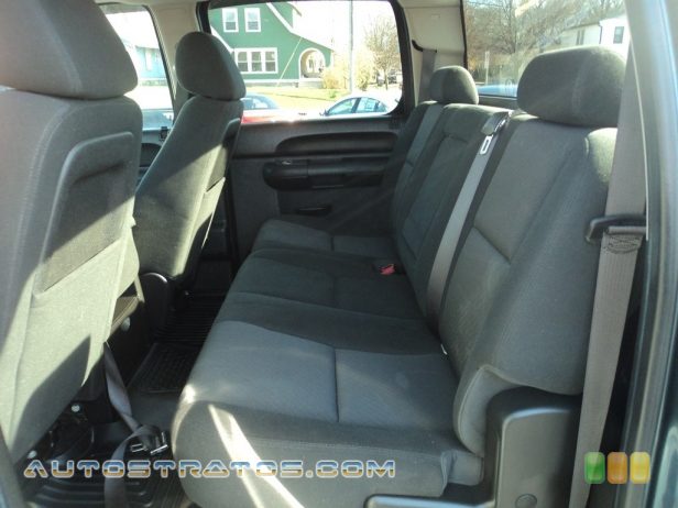 2013 Chevrolet Silverado 2500HD LT Crew Cab 4x4 6.0 Liter Flex-Fuel OHV 16-Valve VVT Vortec V8 6 Speed Automatic
