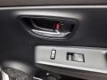 2013 Toyota Yaris SE 5 Door Photo 11