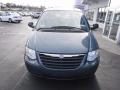 2006 Chrysler Town & Country Touring Photo 4