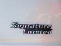 2007 Lincoln Town Car Signature Limited Photo 11