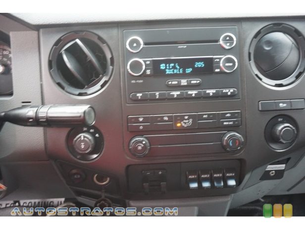2015 Ford F250 Super Duty XL Crew Cab 4x4 6.7 Liter OHV 32-Valve B20 Power Stroke Turbo-Diesel V8 TorqShift 6 Speed SelectShift Automatic