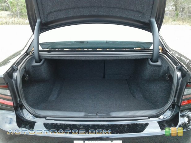 2018 Dodge Charger SXT Plus 3.6 Liter DOHC 24-Valve VVT Pentastar V6 8 Speed TorqueFlight Automatic