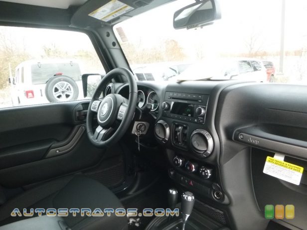 2018 Jeep Wrangler Unlimited Sport 4x4 3.6 Liter DOHC 24-Valve VVT V6 5 Speed Automatic
