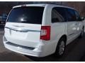2016 Chrysler Town & Country Touring Photo 4