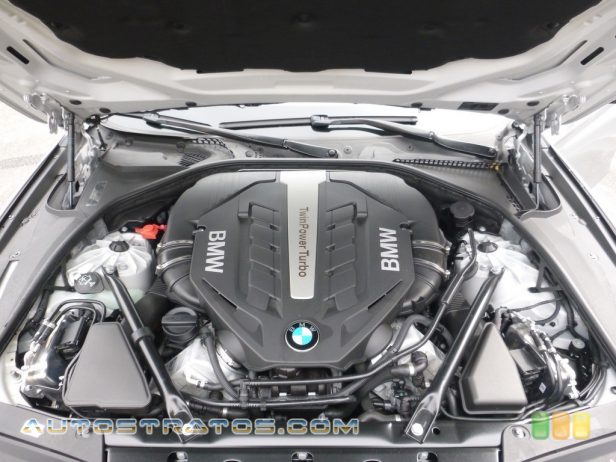 2014 BMW 5 Series 550i Sedan 4.4 Liter DI TwinPower Turbocharged DOHC 32-Valve VVT V8 8 Speed Steptronic Automatic