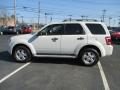 2011 Ford Escape XLT V6 4WD Photo 9