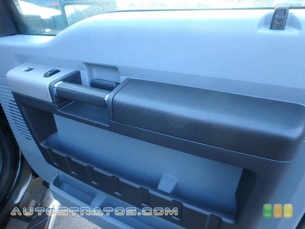 2016 Ford F250 Super Duty XLT Crew Cab 4x4 6.2 Liter SOHC 16-Valve FFV V8 6 Speed SelectShift Automatic