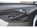 2018 Ford Focus SE Hatch Photo 5