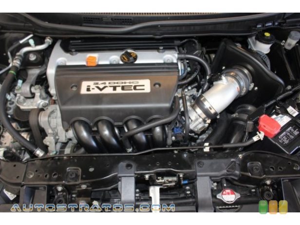 2013 Honda Civic Si Coupe 2.4 Liter DOHC 16-Valve i-VTEC 4 Cylinder 6 Speed Manual