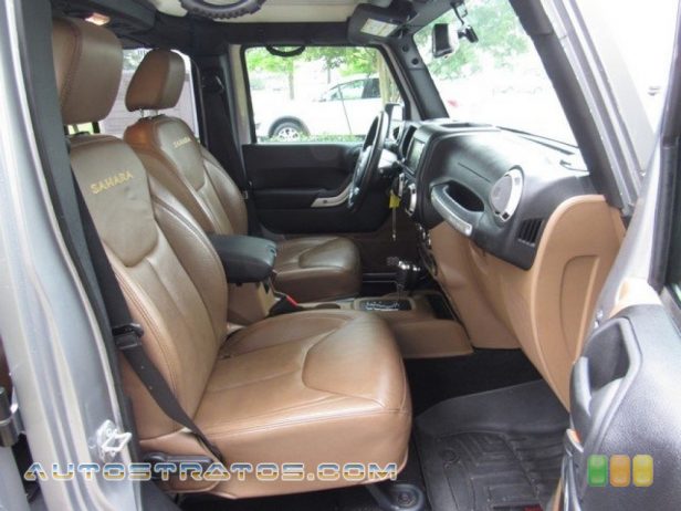 2015 Jeep Wrangler Unlimited Sahara 4x4 3.6 Liter DOHC 24-Valve VVT V6 5 Speed Automatic