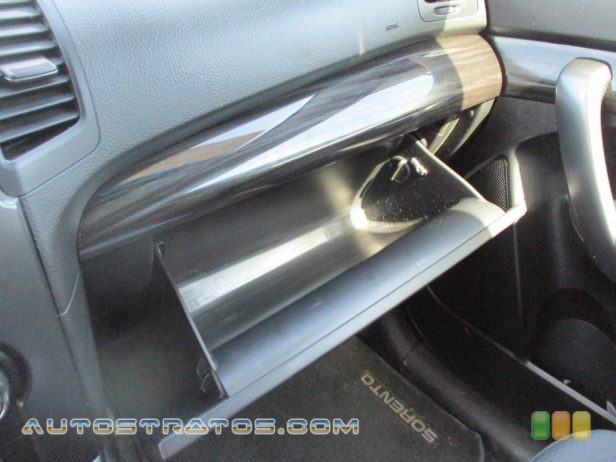 2012 Kia Sorento LX 2.4 Liter GDI DOHC 16-Valve Dual CVVT 4 Cylinder 6 Speed Sportmatic Automatic