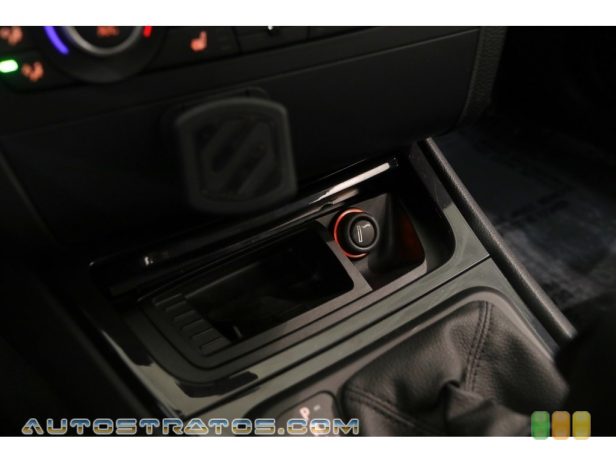 2013 BMW 1 Series 128i Coupe 3.0 liter DOHC 24-Valve VVT Inline 6 Cylinder 6 Speed Steptronic Automatic