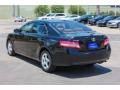 2010 Toyota Camry LE Photo 5
