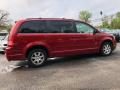 2008 Chrysler Town & Country Touring Photo 8