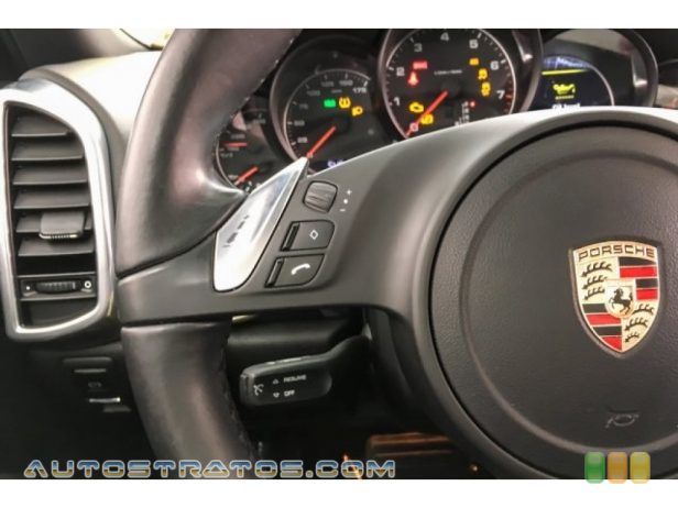 2011 Porsche Cayenne  3.6 Liter DFI DOHC 24-Valve VVT V6 8 Speed Tiptronic-S Automatic
