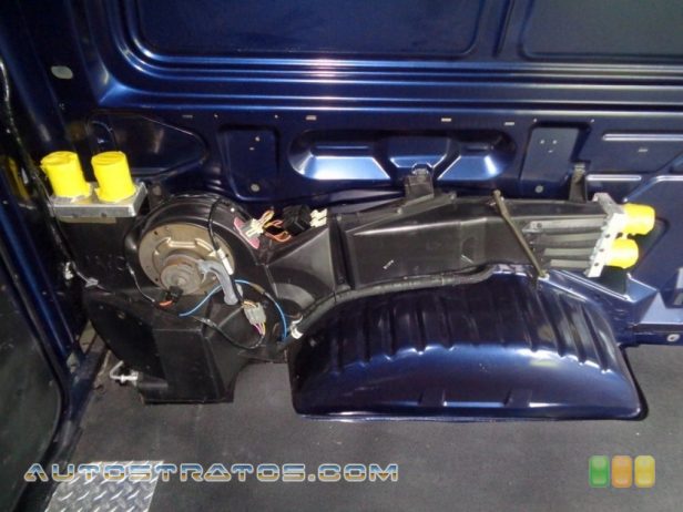 2006 Ford E Series Van E250 Commercial 5.4 Liter SOHC 16-Valve Triton V8 4 Speed Automatic