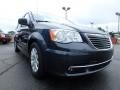 2014 Chrysler Town & Country Touring Photo 12