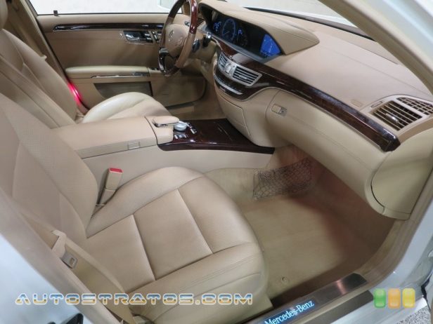2013 Mercedes-Benz S 550 4Matic Sedan 4.6 Liter DI Twin-Turbocharged DOHC 32-Valve VVT V8 7 Speed Automatic