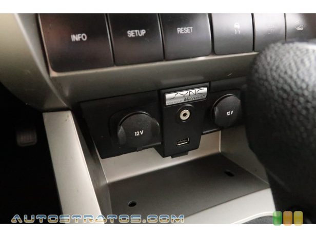 2011 Ford Focus SES Sedan 2.0 Liter DOHC 16-Valve Duratec 20 4 Cylinder 4 Speed Automatic