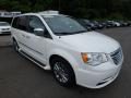 2011 Chrysler Town & Country Limited Photo 5