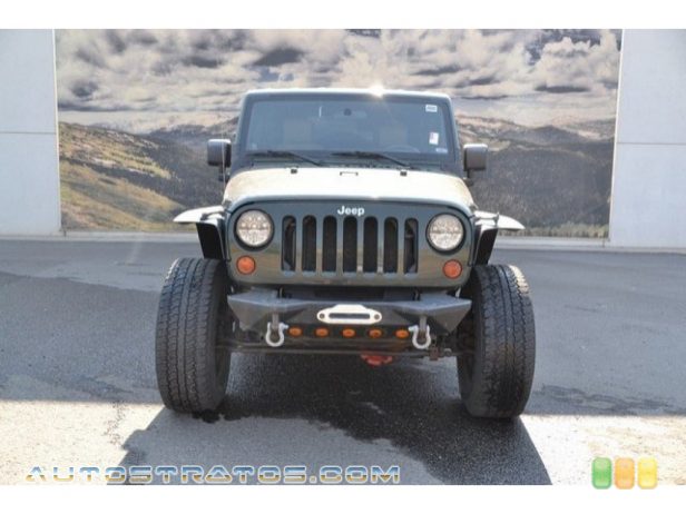 2010 Jeep Wrangler Unlimited Rubicon 4x4 3.8 Liter OHV 12-Valve V6 4 Speed Automatic